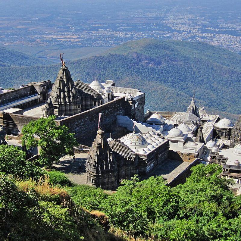 Jain_temples_on_Girnar
